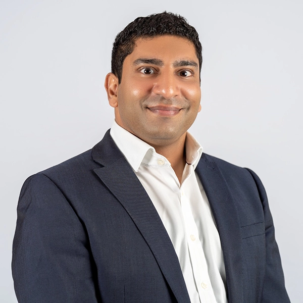 Roland Hettige | Cosmetic Surgery | Parkside Suite Wexham | Slough, Berkshire