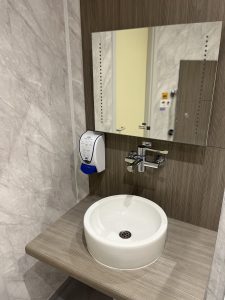 Ensuite sink