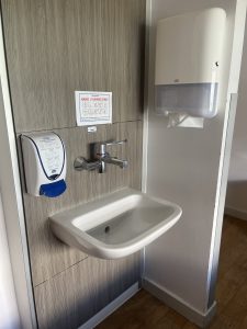 Personal sink in room